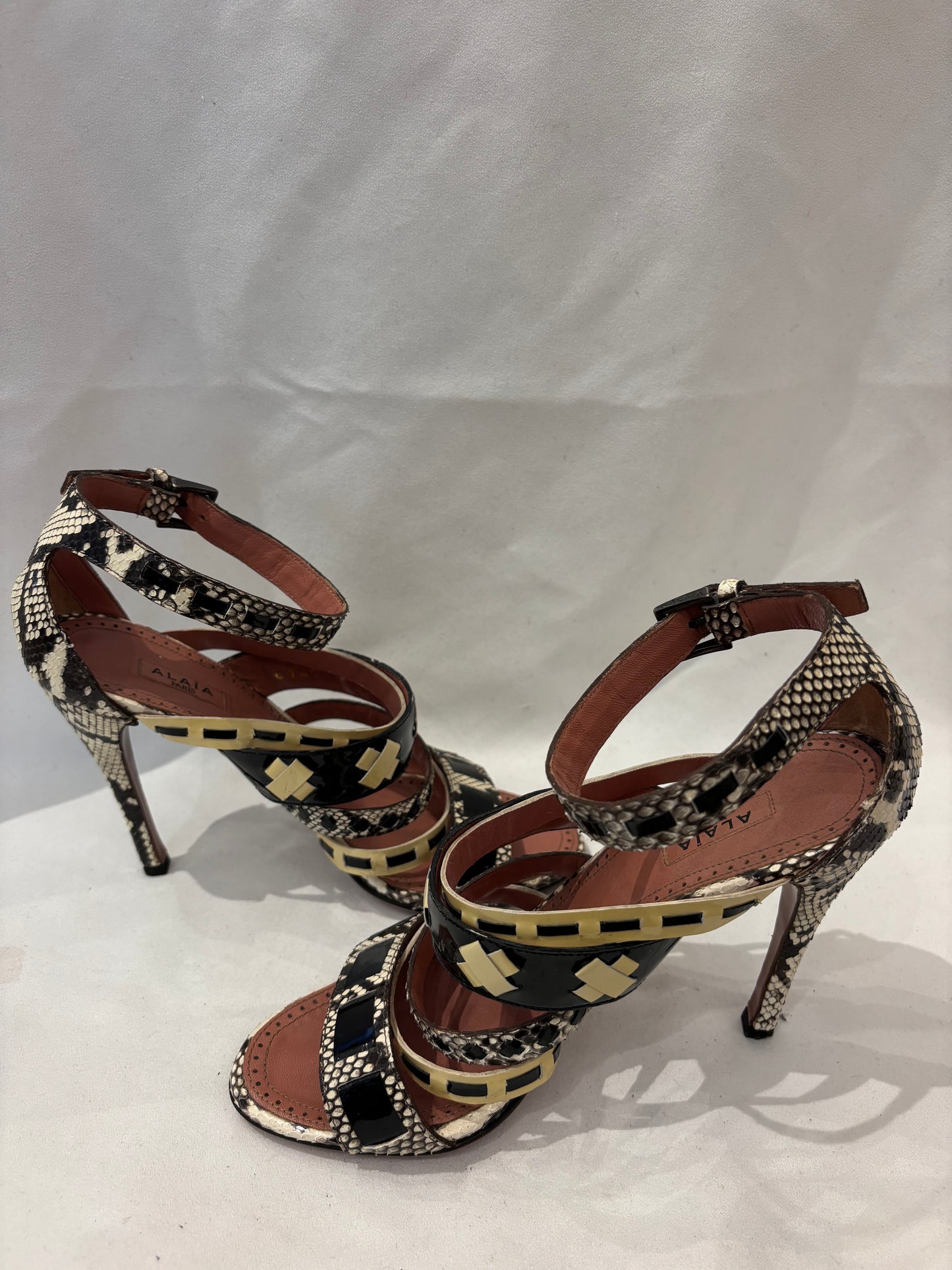 Alaïa