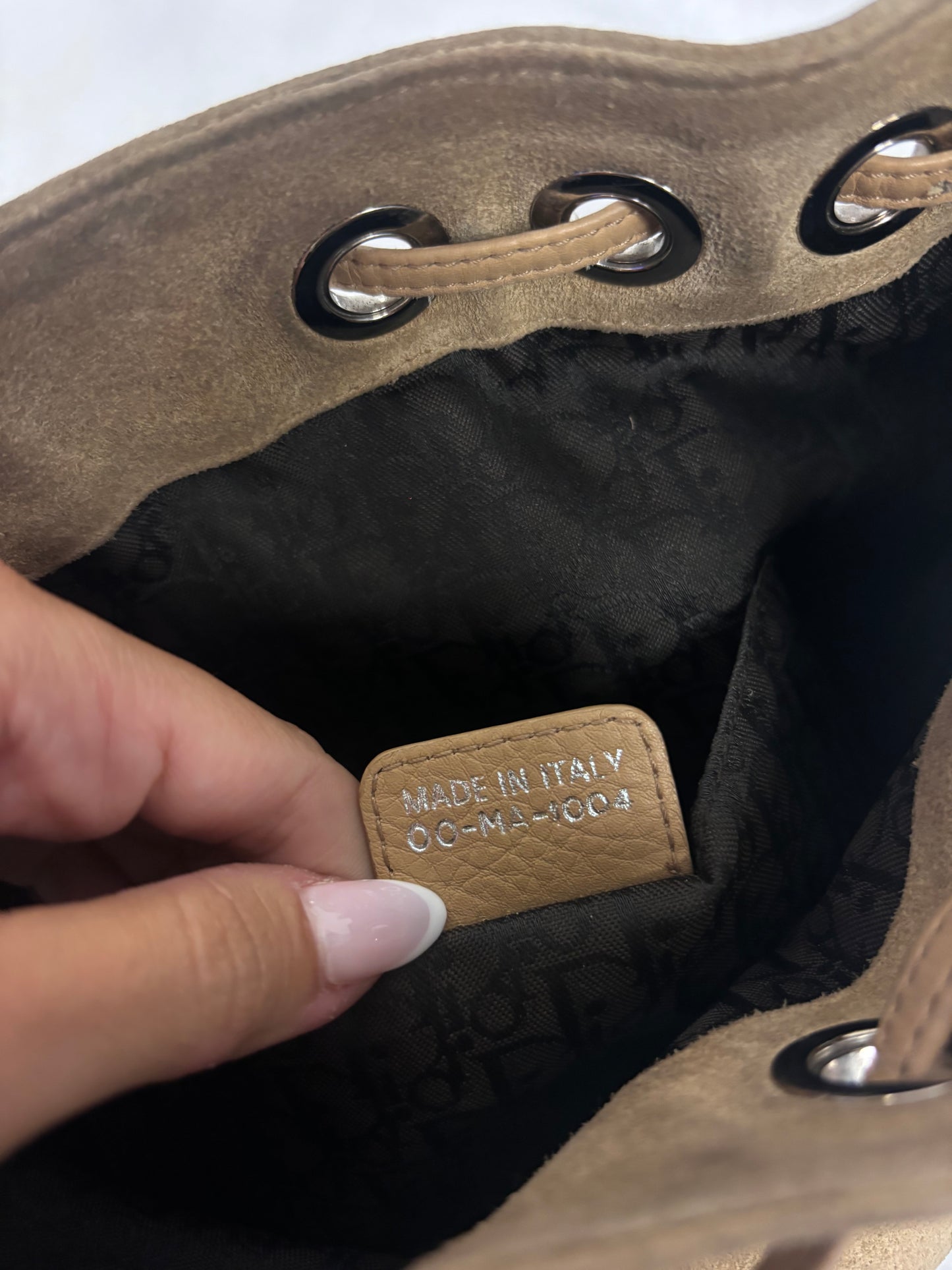 Dior