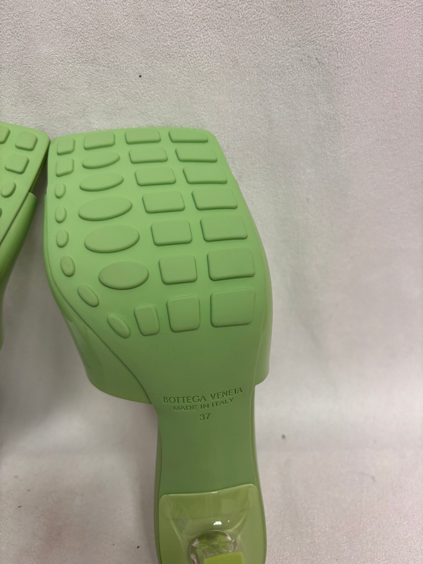 Bottega Veneta