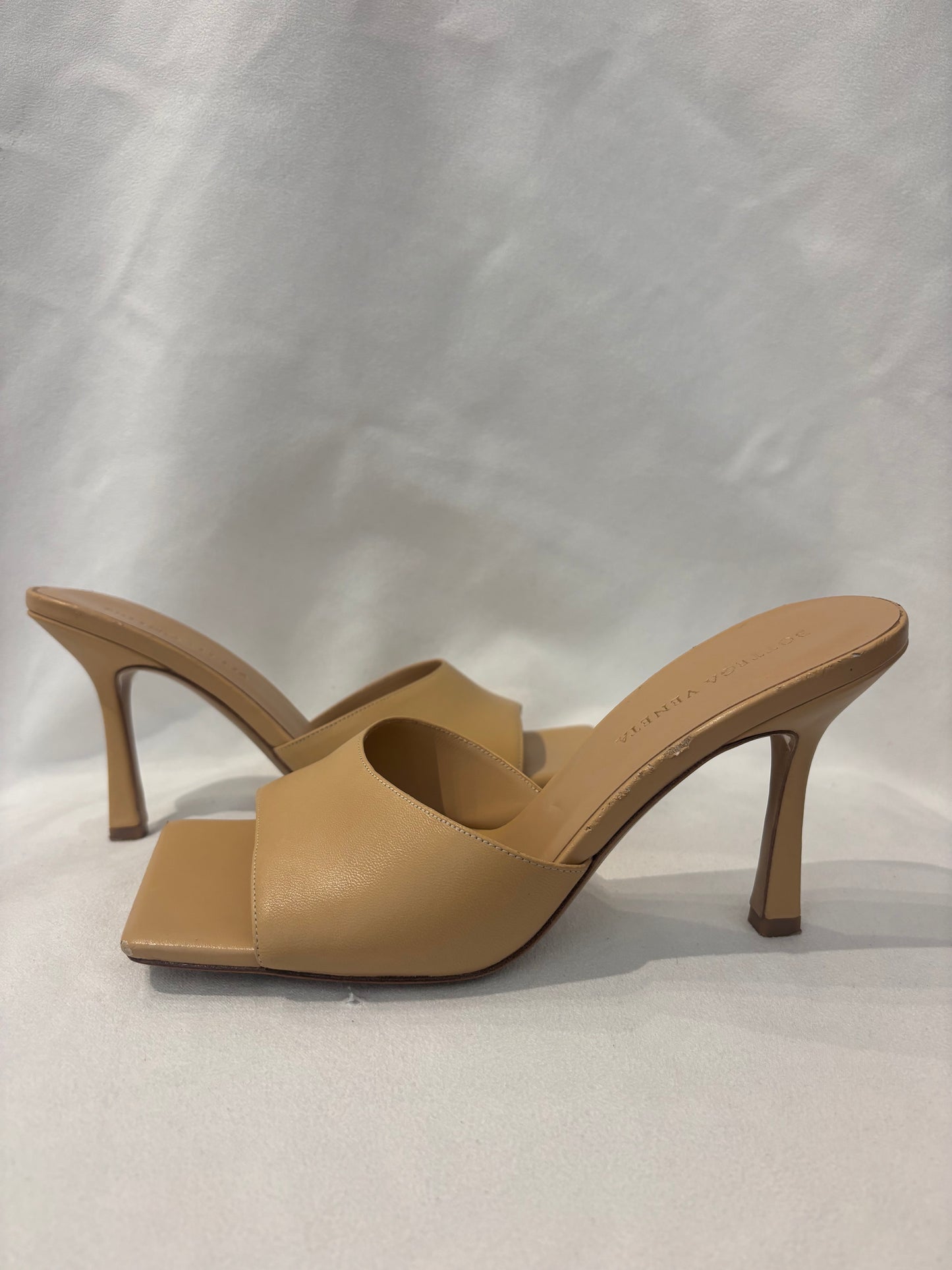 Bottega Veneta