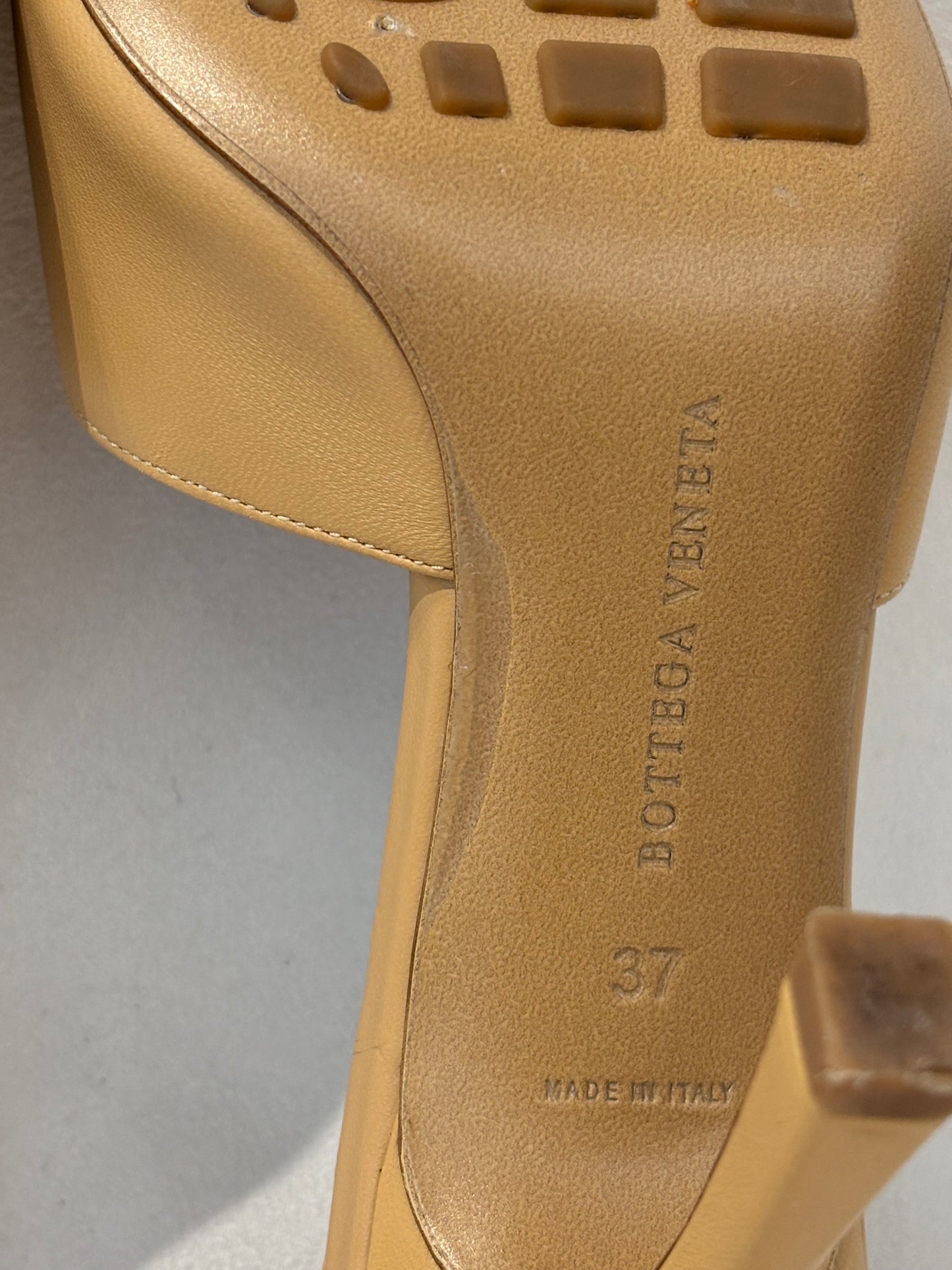 Bottega Veneta
