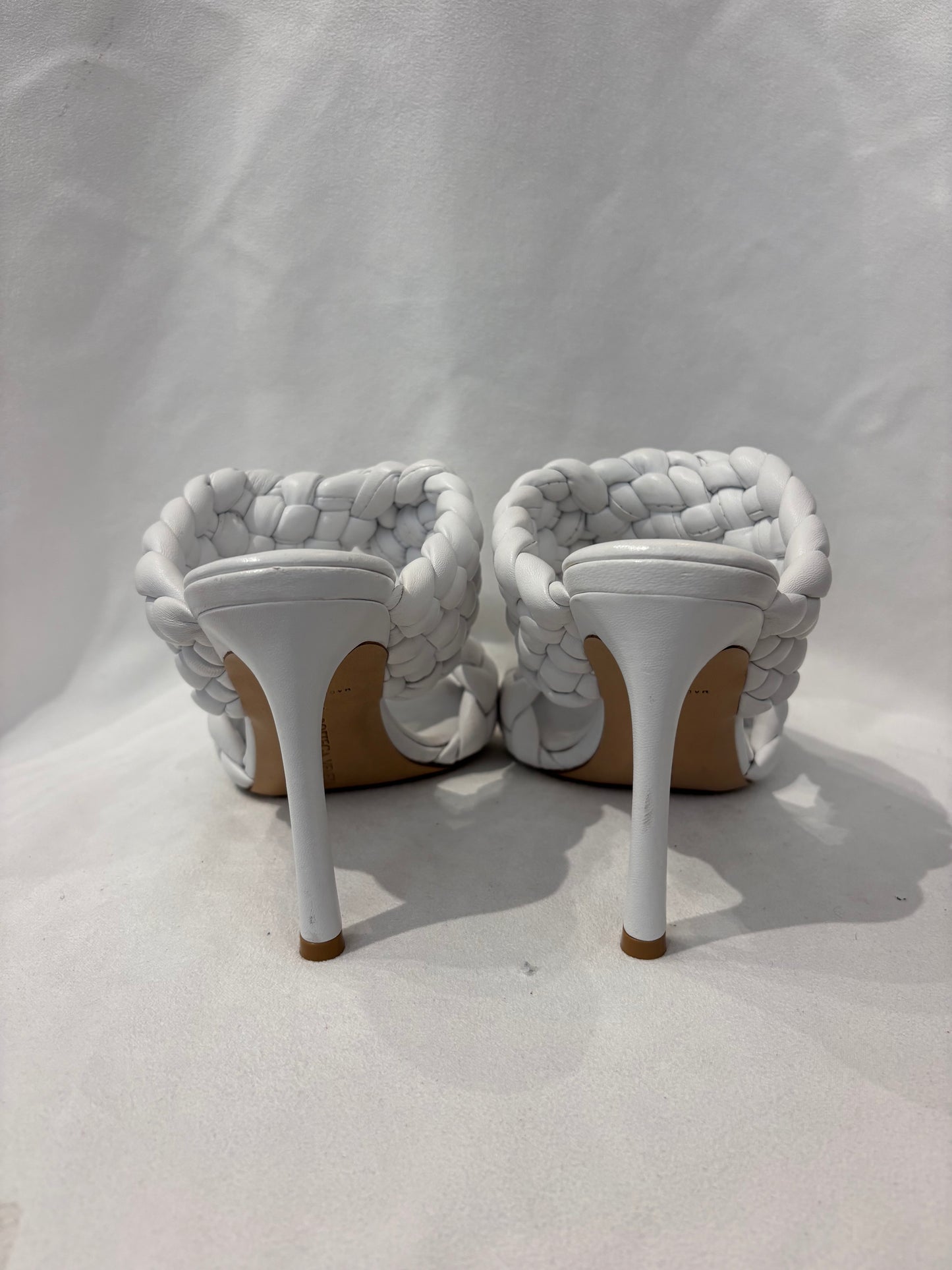Bottega Veneta