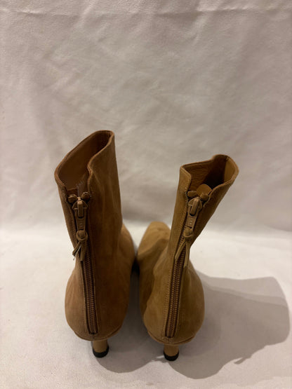 Stuart Weitzman