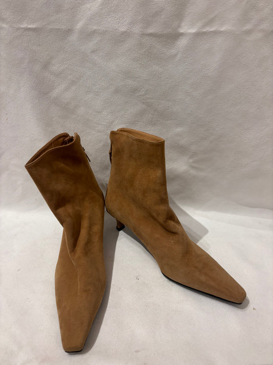 Stuart Weitzman