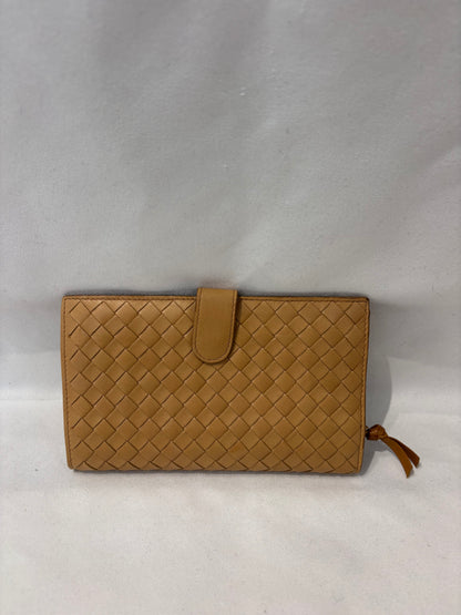 Bottega Veneta