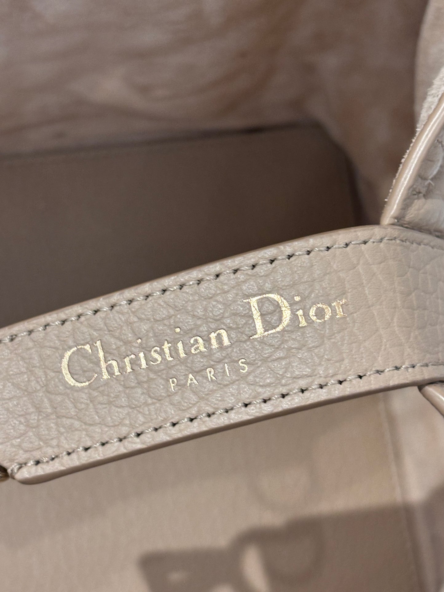 Dior