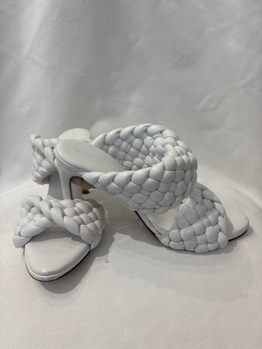 Bottega Veneta
