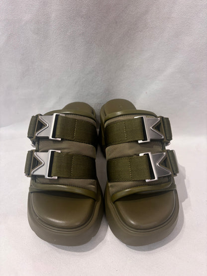 Bottega Veneta