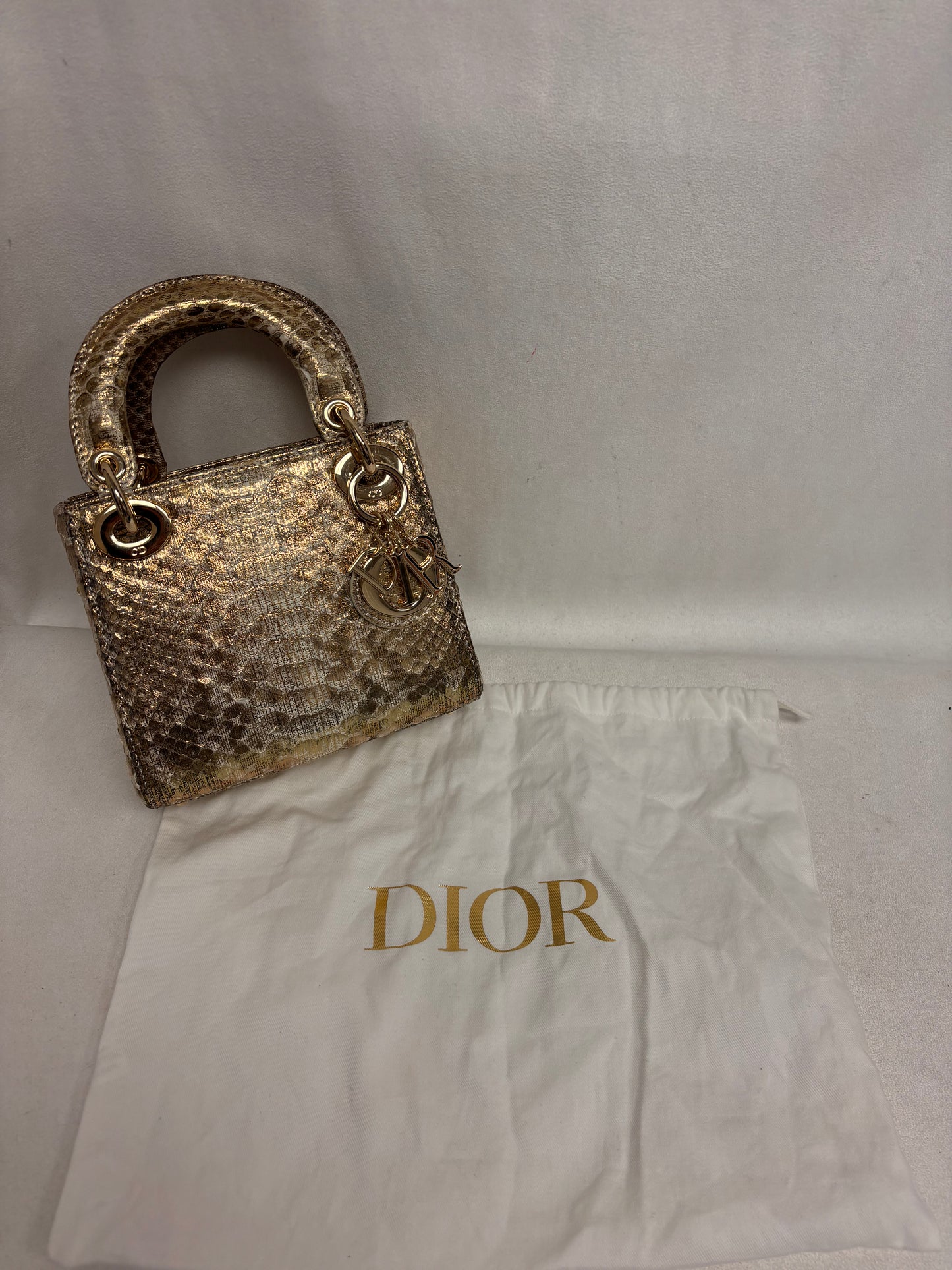 Dior