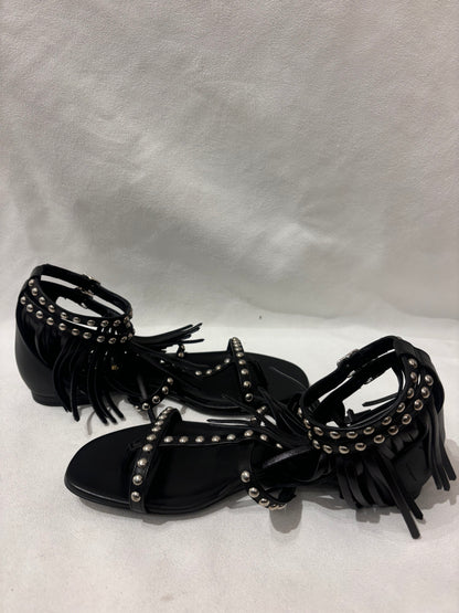 Saint Laurent