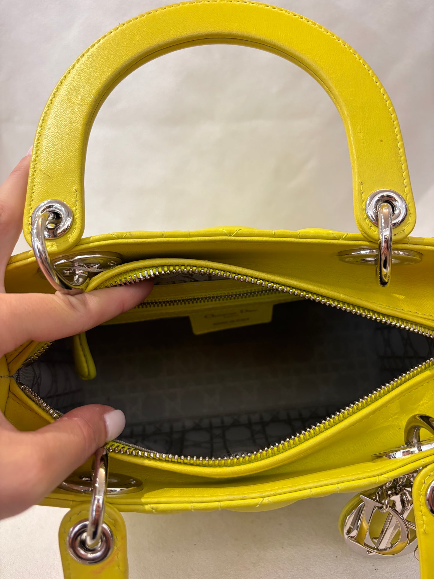 Dior