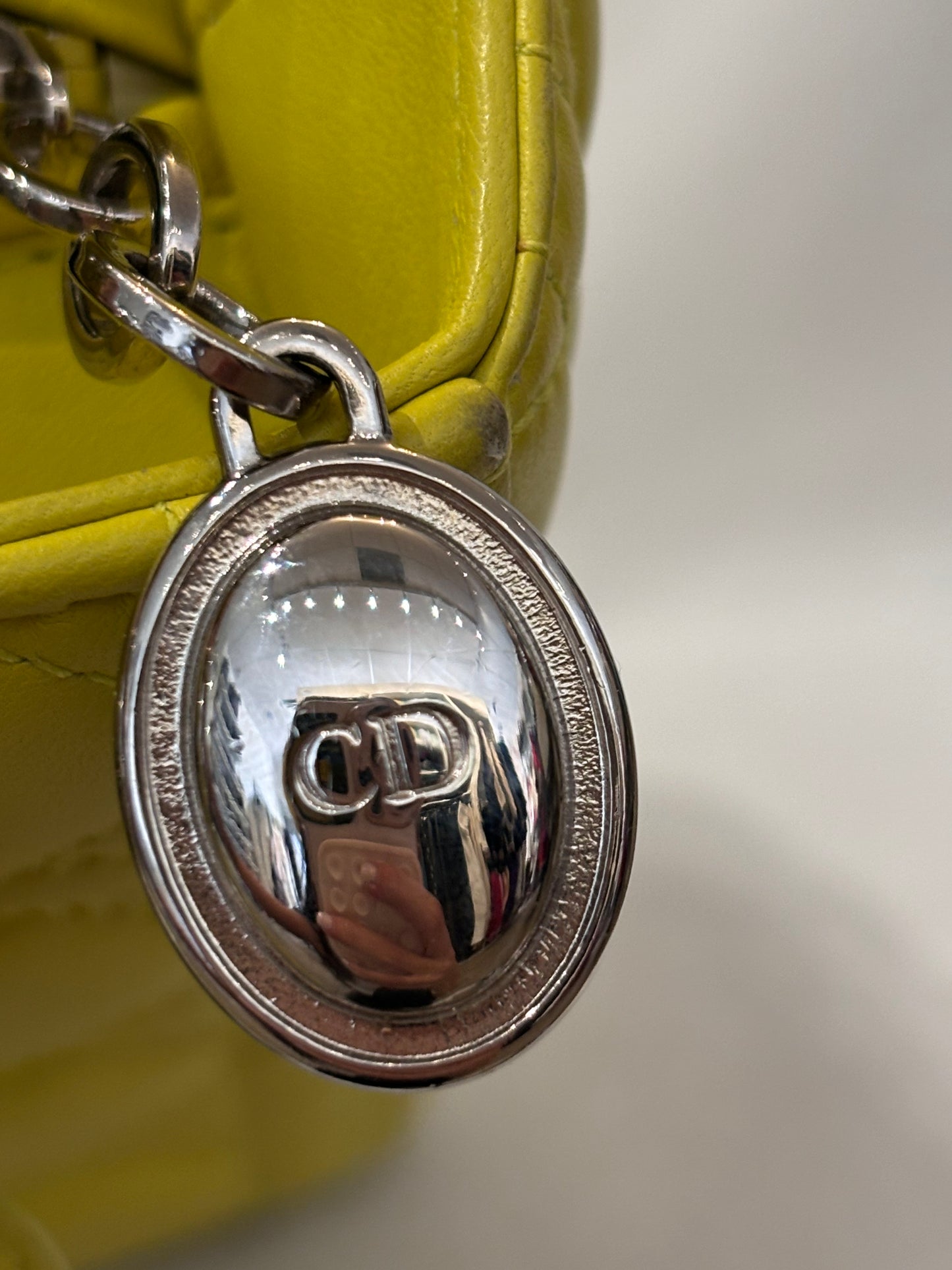 Dior